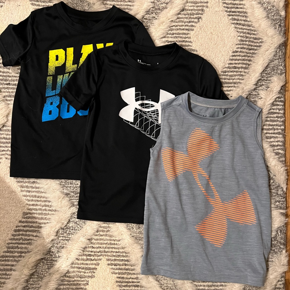 3 boys Under Armour sport performance shirts bundle size 5